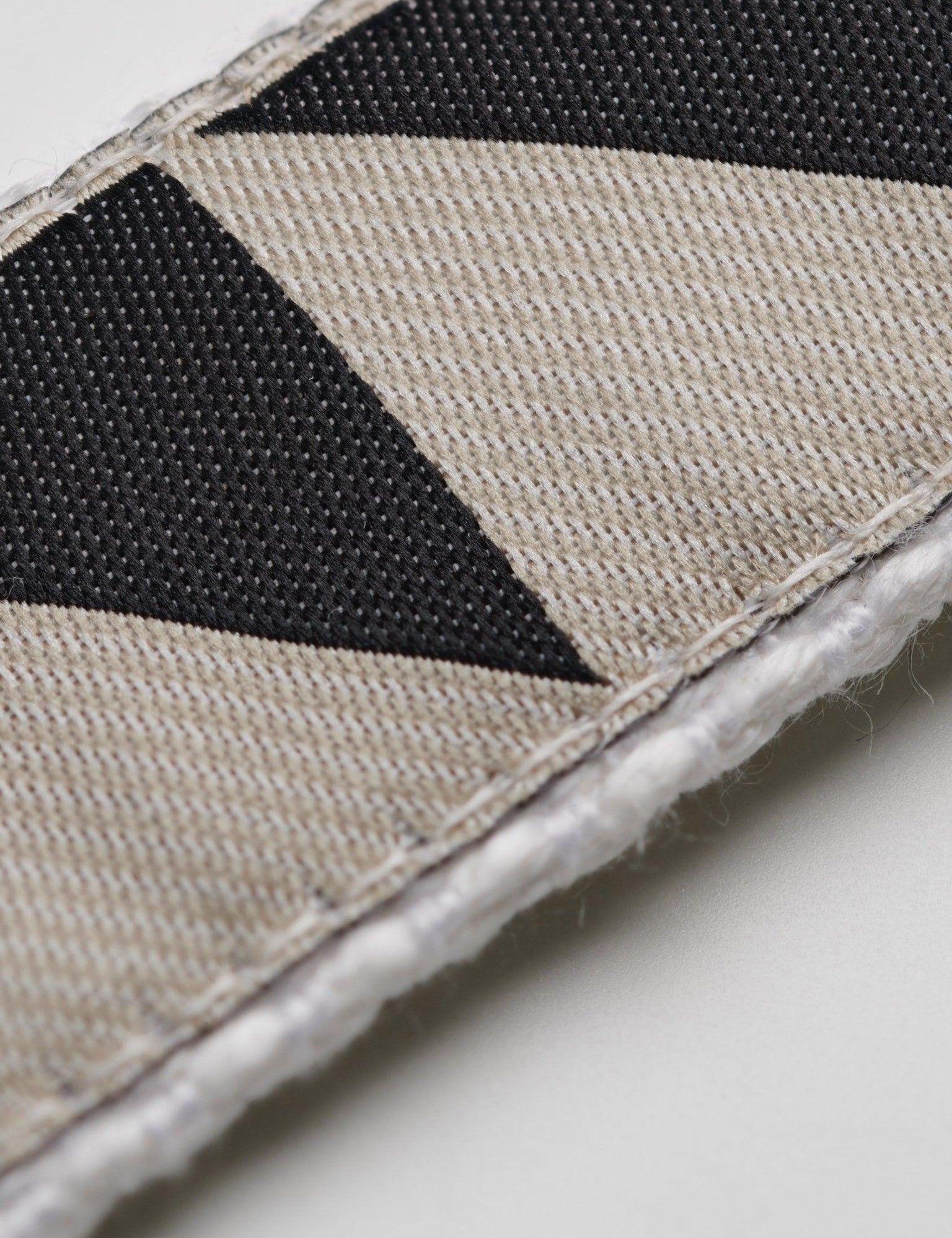 Detailing of Graphic Black and Cream pattern